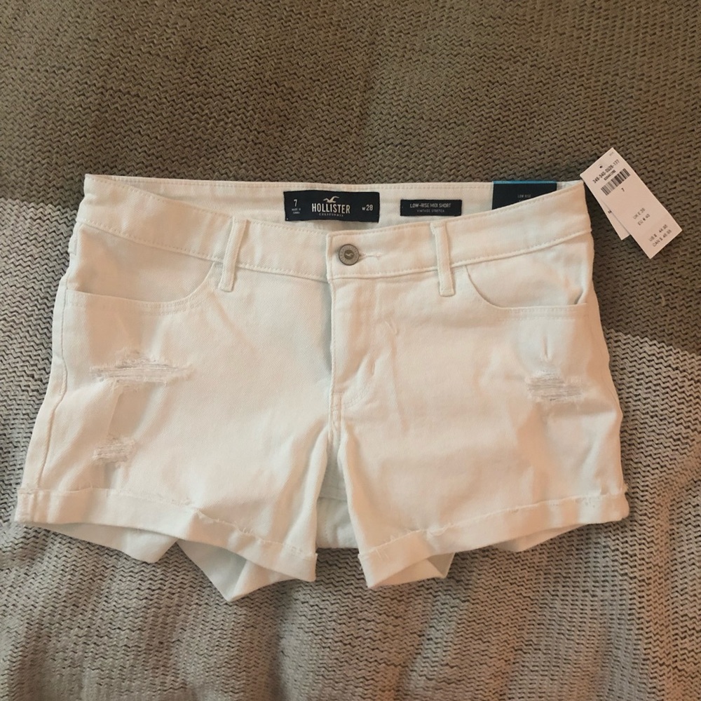 🆕 Hollister low-rise midi shorts